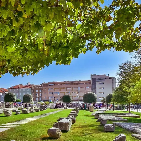 公寓 Lucia By Interhome 扎达尔