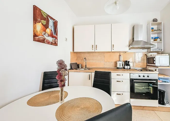 Lucia By Interhome Задар